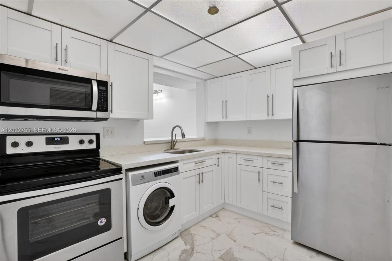 8650 SW 133rd Ave Rd , Unit 116, Miami, FL 33183 Photo