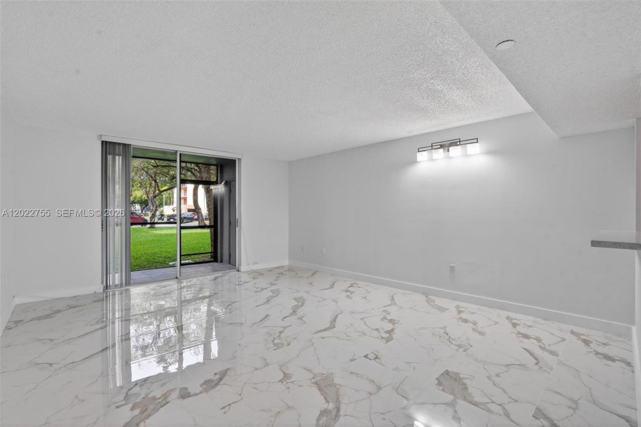 8650 SW 133rd Ave Rd , Unit 116, Miami, FL 33183 Photo
