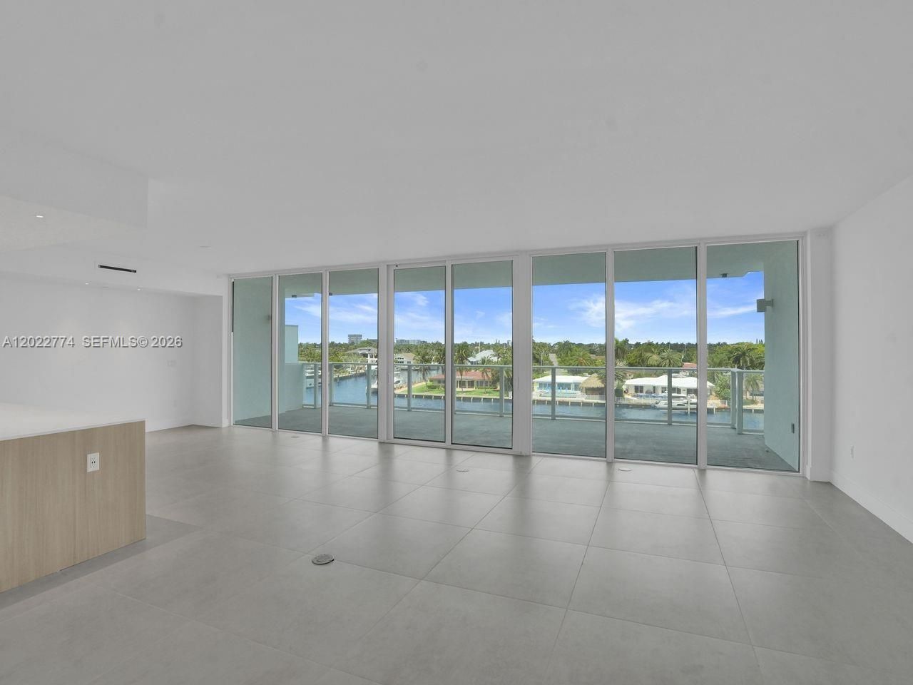 407 N Riverside, Unit 402, Pompano Beach, FL 33062 Photo