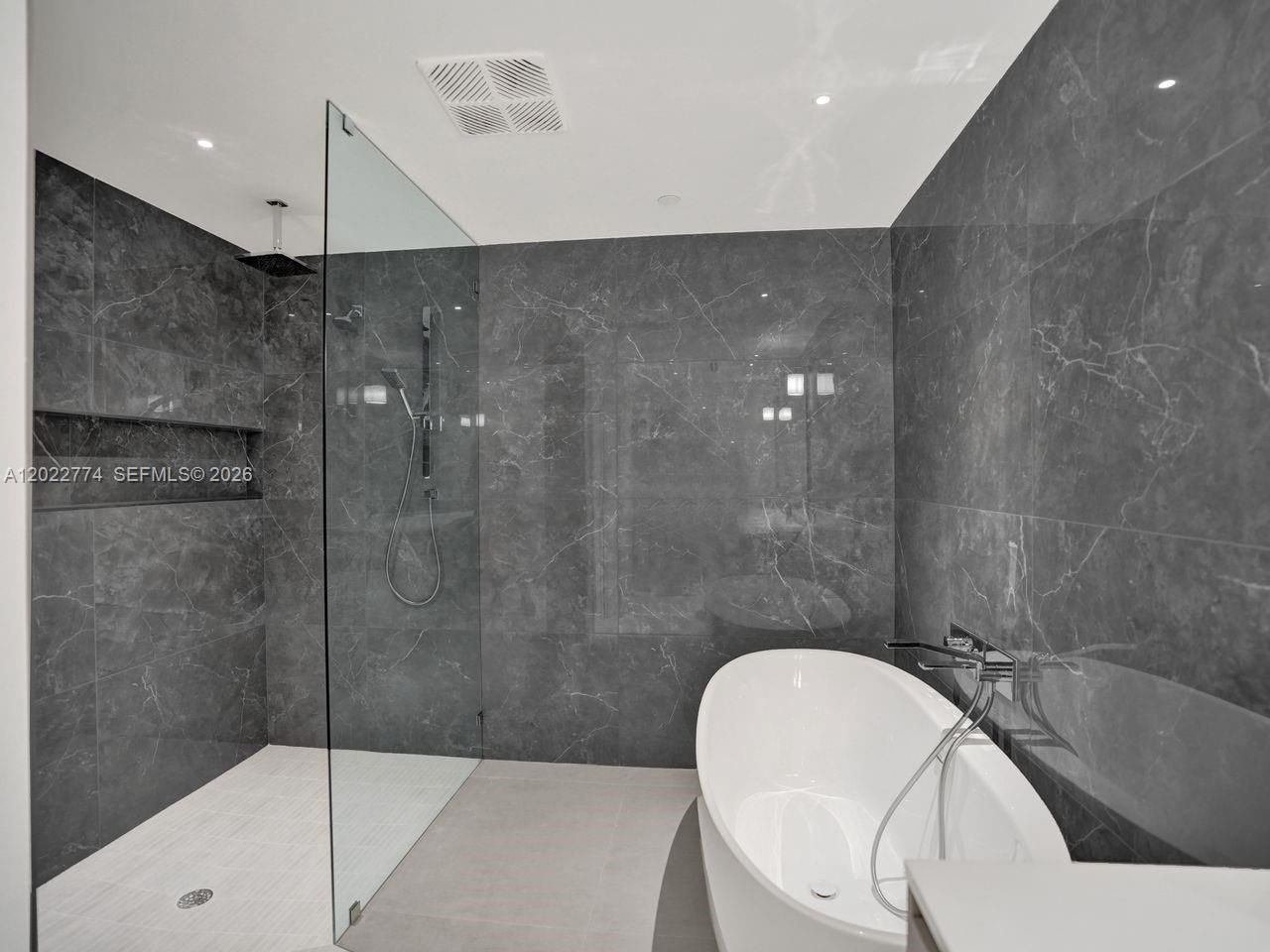 407 N Riverside, Unit 402, Pompano Beach, FL 33062 Photo