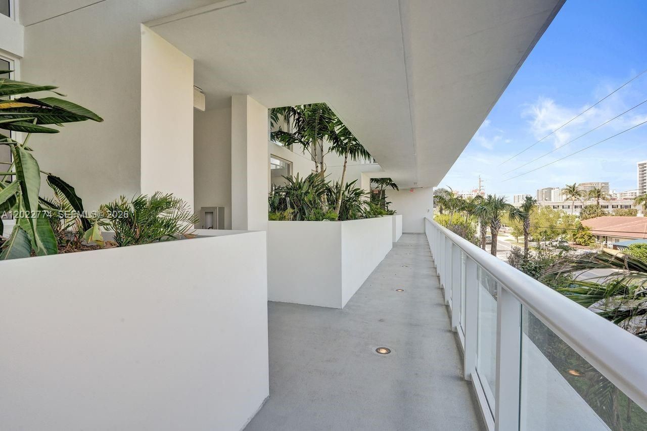 407 N Riverside, Unit 402, Pompano Beach, FL 33062 Photo