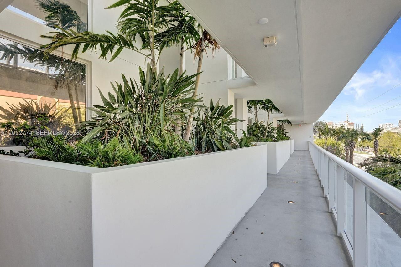 407 N Riverside, Unit 402, Pompano Beach, FL 33062 Photo