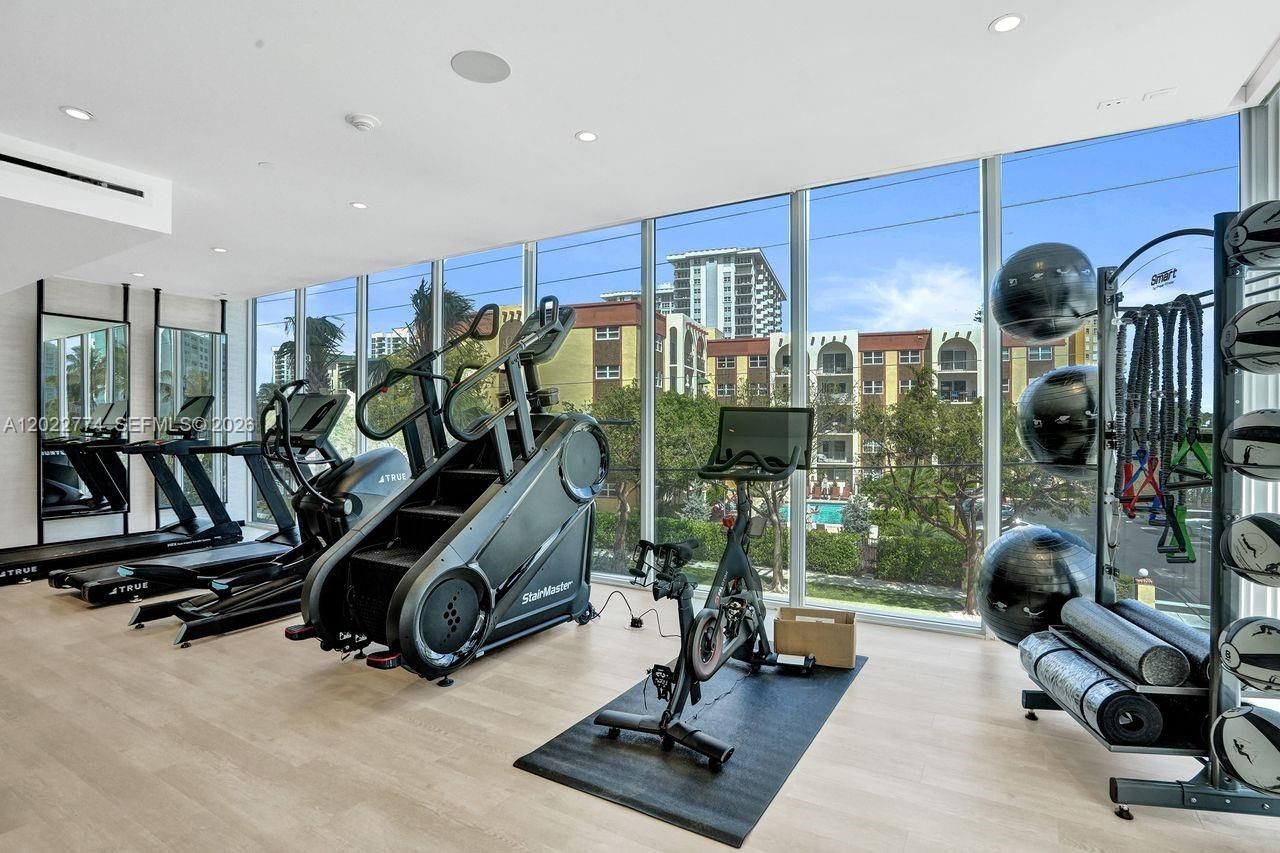 407 N Riverside, Unit 402, Pompano Beach, FL 33062 Photo