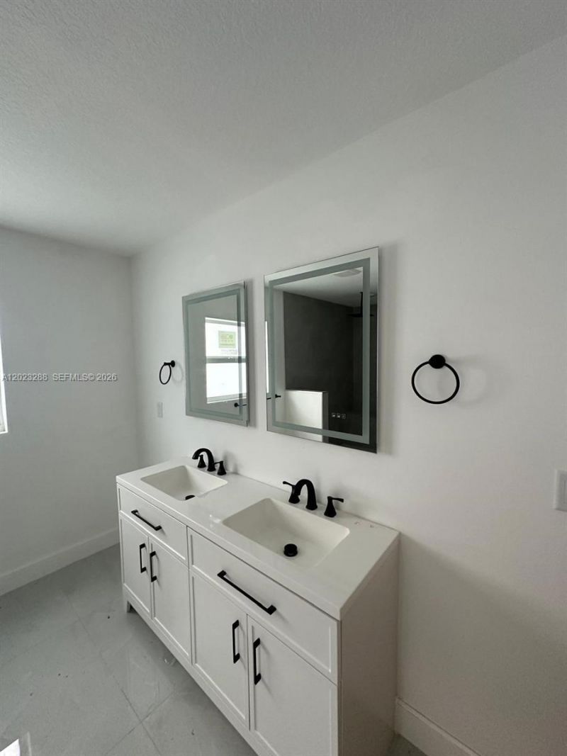8636 100th Ct , Vero Beach, FL 32967 Photo