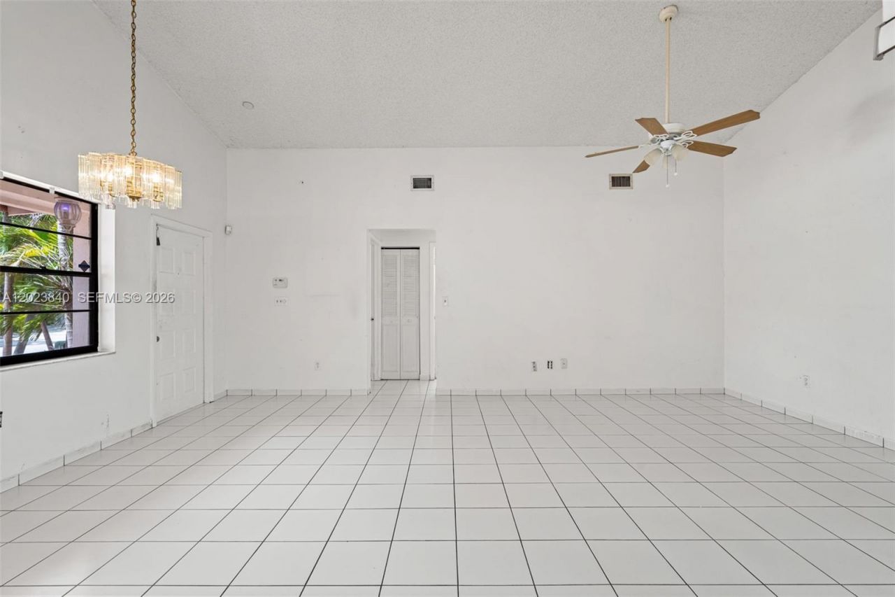 15332 SW 57th St, Miami, FL 33193 Photo