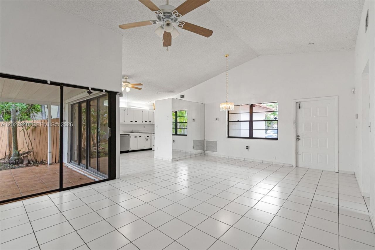 15332 SW 57th St, Miami, FL 33193 Photo