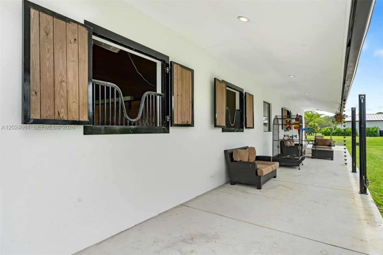 2798 Palm Deer Dr , Loxahatchee, FL 33470 Photo