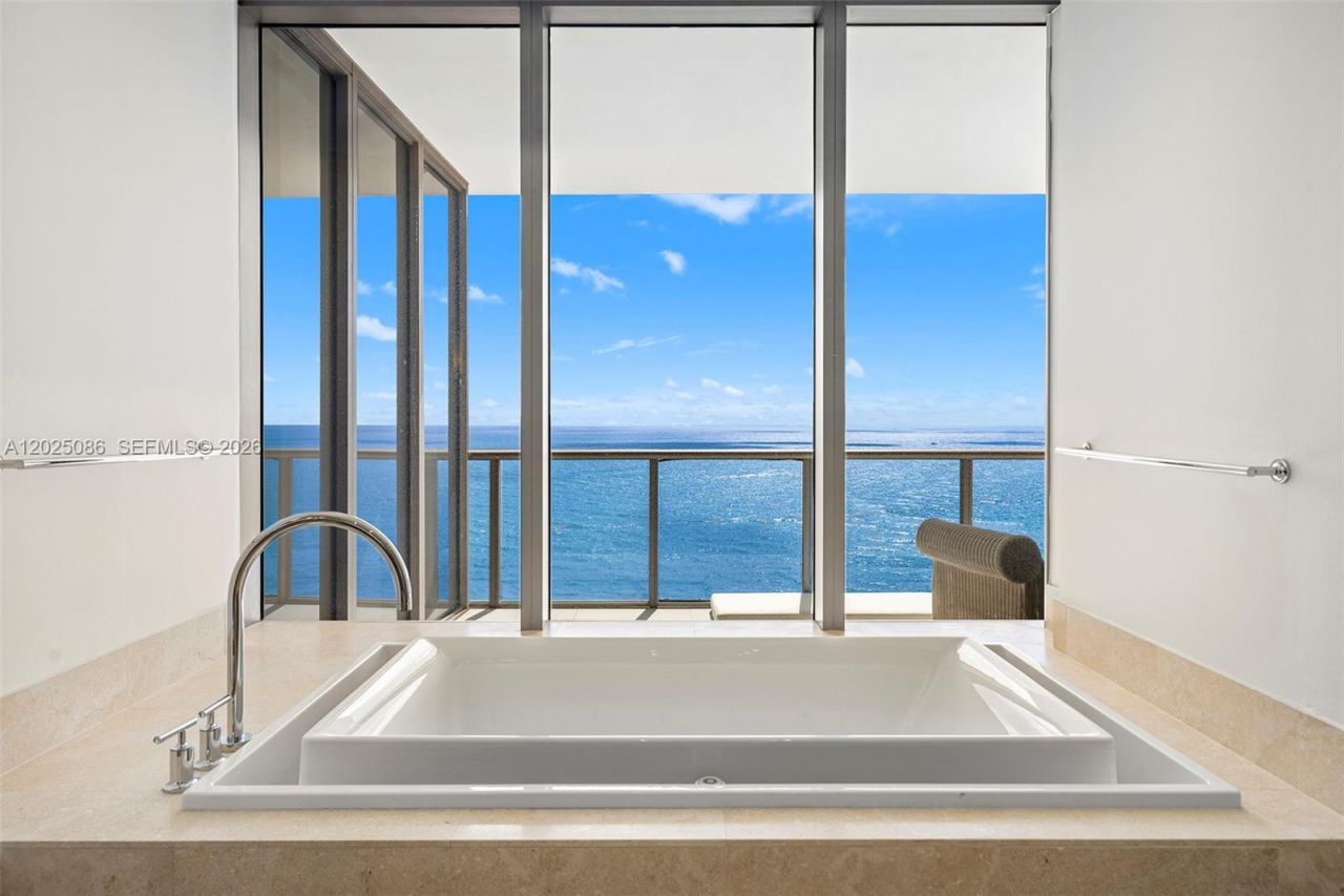 9701 Collins Ave, Unit 2001S, Bal Harbour, FL 33154 Photo