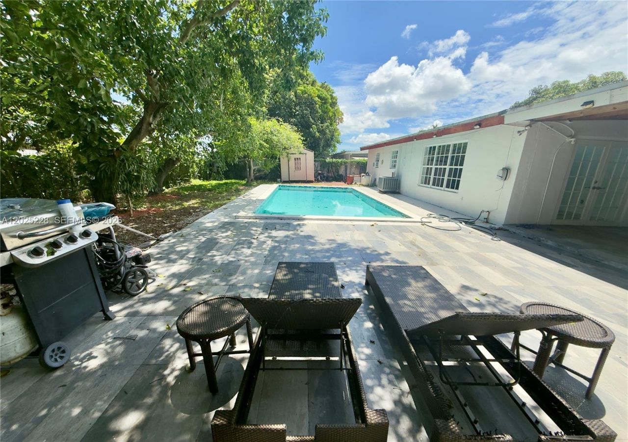 4521 NW 179th St, Miami Gardens, FL 33055 Photo