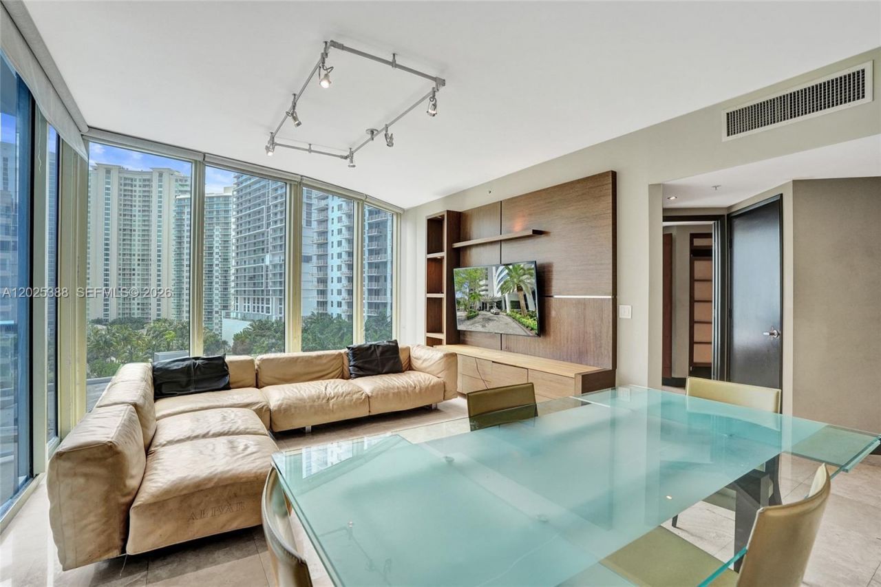333 Las Olas Way , Unit 1608, Fort Lauderdale, FL 33301 Photo