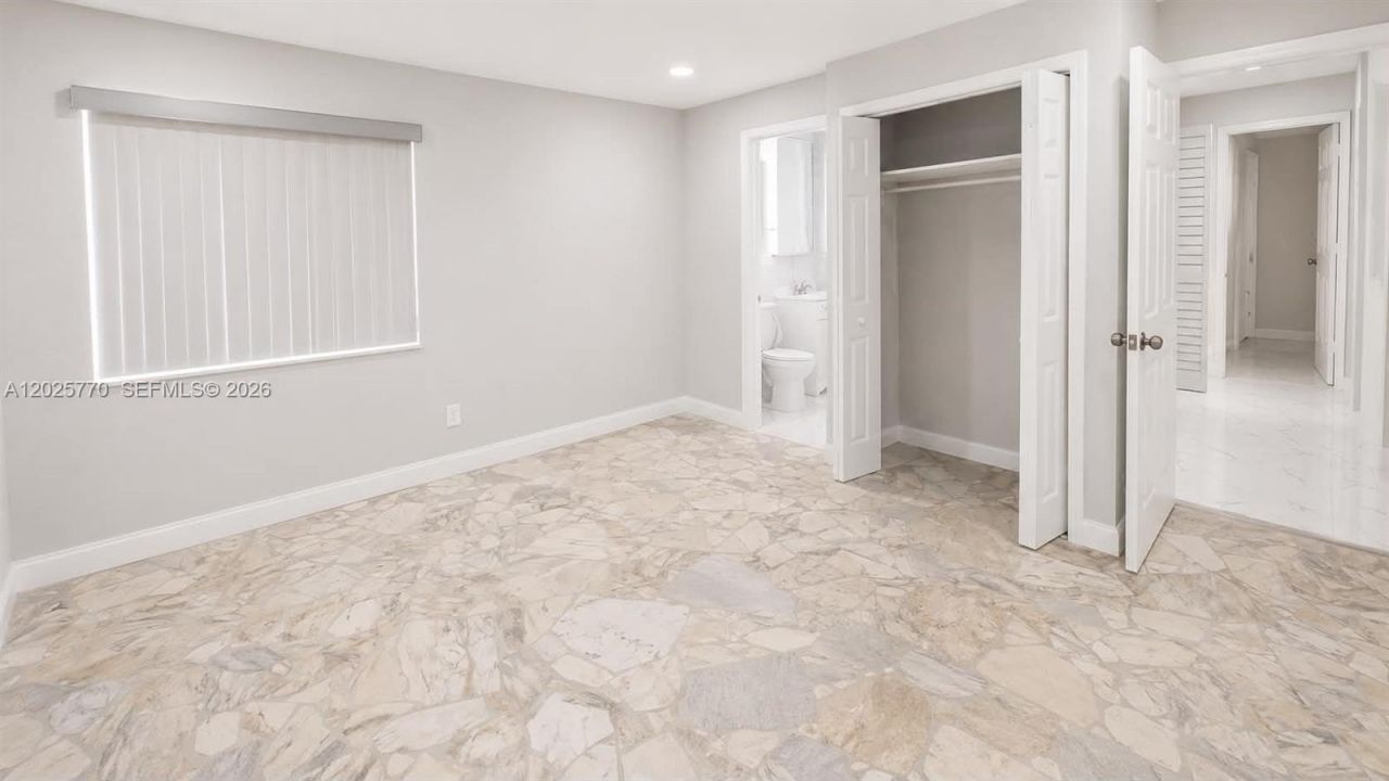 5735 Hayes St , Hollywood, FL 33021 Photo