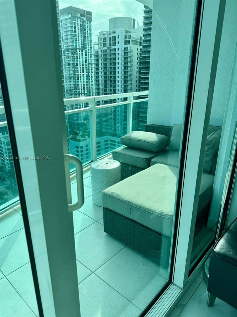 951 Brickell Ave , Unit 2810, Miami, FL 33131 Photo