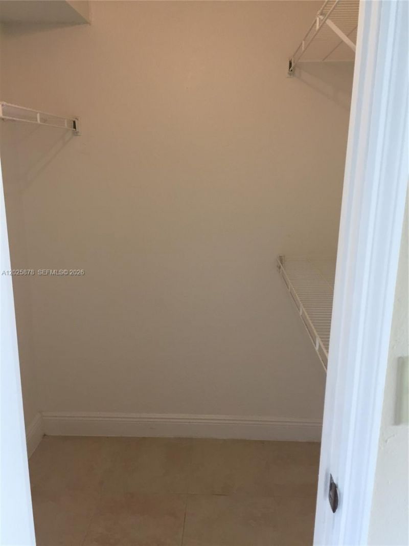 12870 Vista Isles Dr , Unit 517, Plantation, FL 33325 Photo