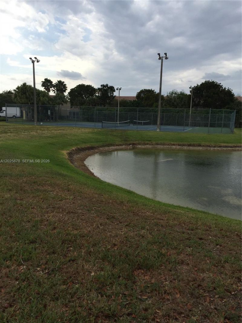 12870 Vista Isles Dr , Unit 517, Plantation, FL 33325 Photo