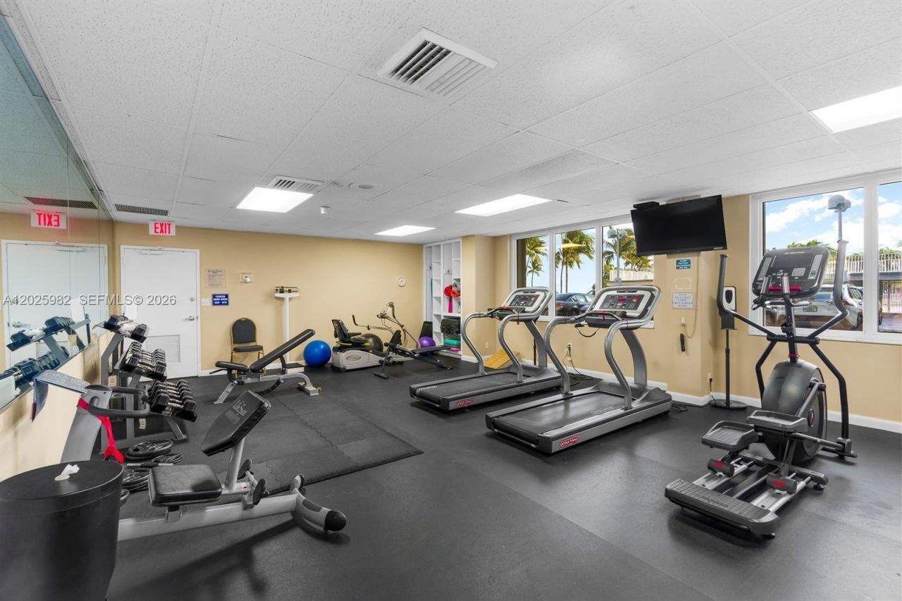 111 N Pompano Beach Blvd , Unit 909, Pompano Beach, FL 33062 Photo