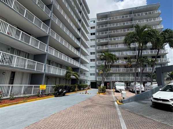 1800 NW 24th Ave , Unit 314, Miami, FL 33125
