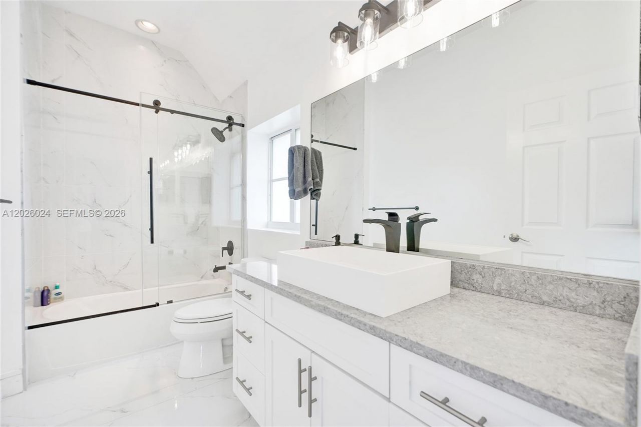 1112 NE 17th Way , Fort Lauderdale, FL 33304 Photo