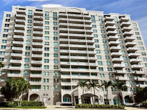 2665 SW 37th Ave, Unit 814, Miami, FL 33133