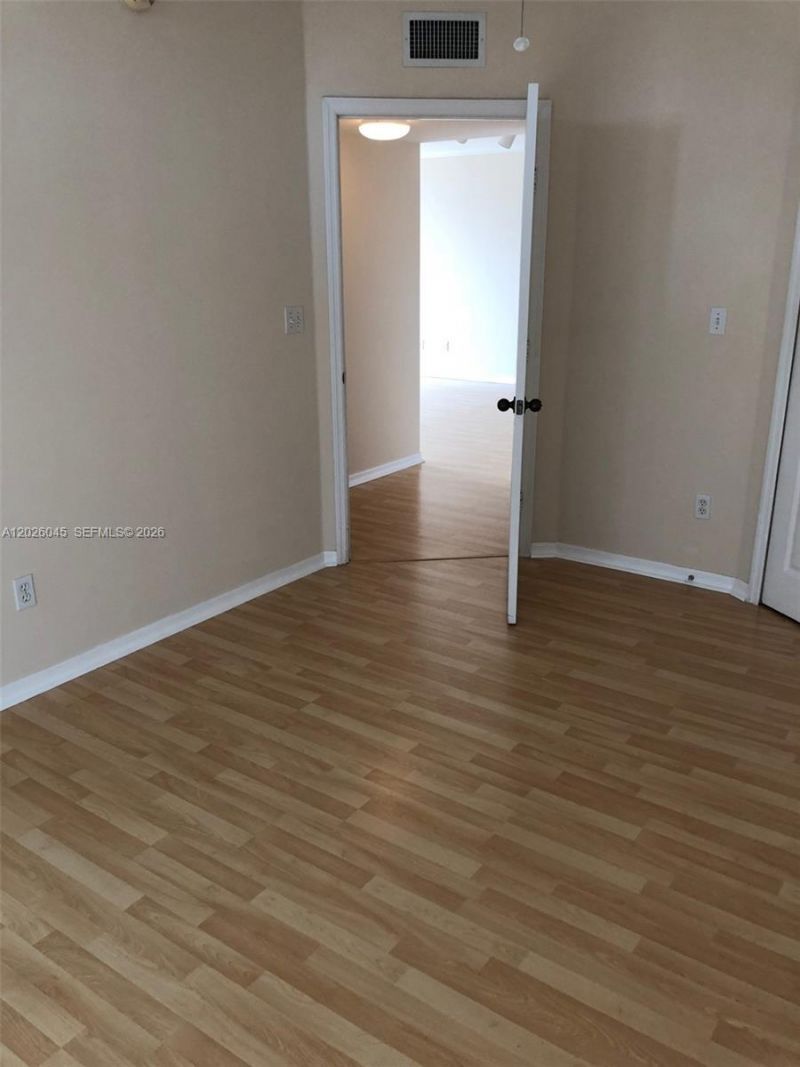2665 SW 37th Ave , Unit 814, Miami, FL 33133 Photo