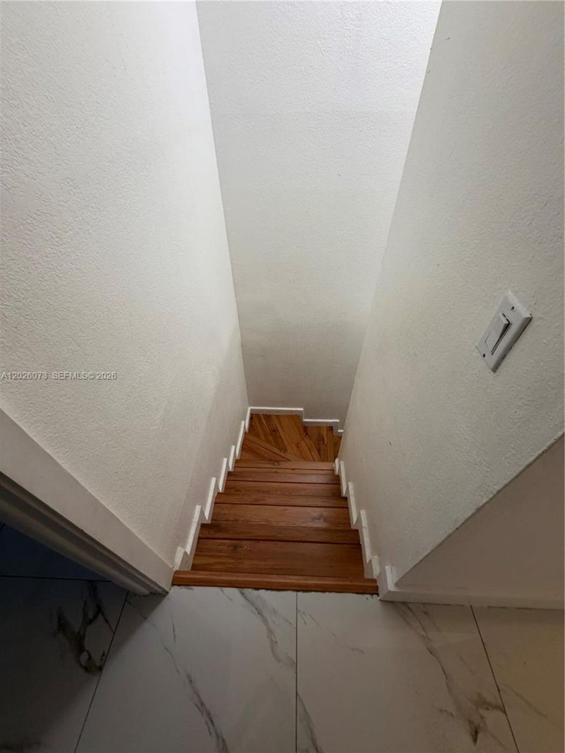 8430 NW 8th St, Unit B11, Miami, FL 33126 Photo