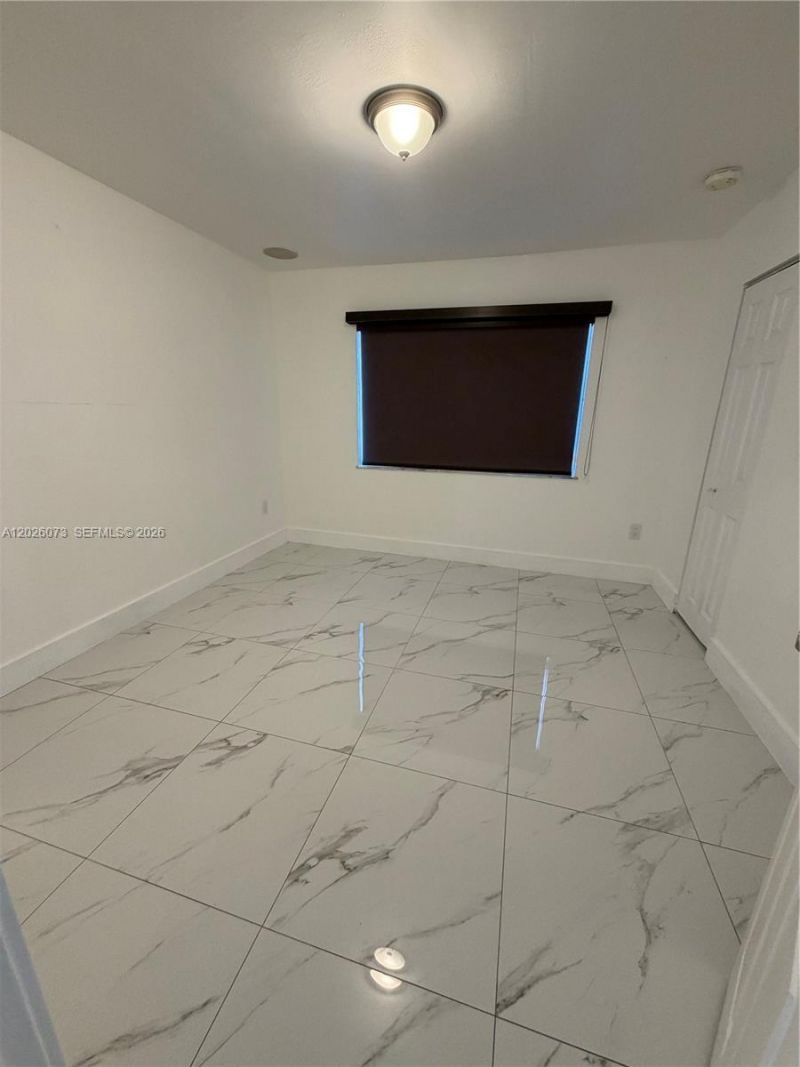 8430 NW 8th St, Unit B11, Miami, FL 33126 Photo