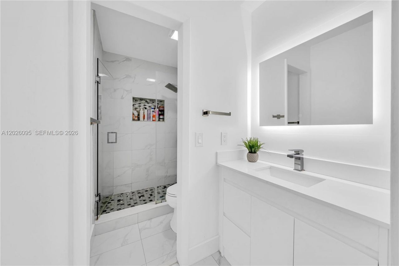 5835 SW 144th Cir Pl, Miami, FL 33183 Photo