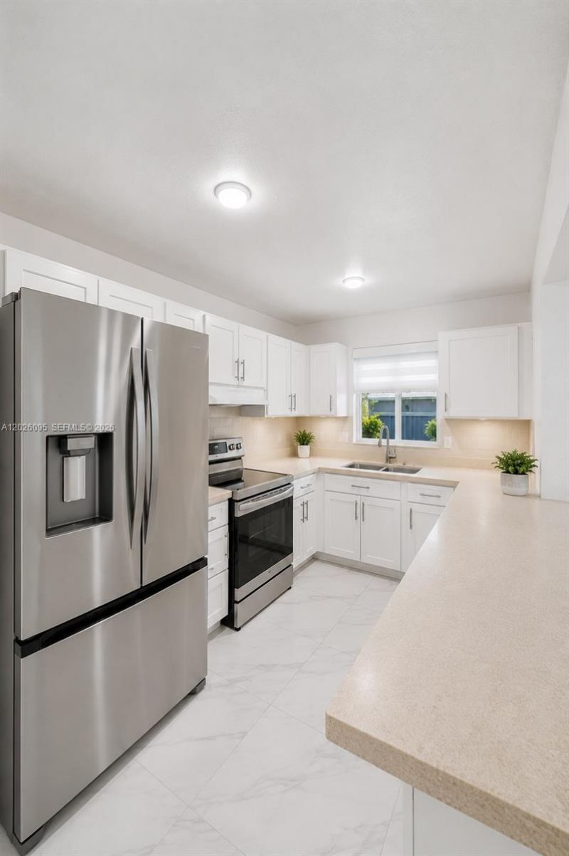 5835 SW 144th Cir Pl, Miami, FL 33183 Photo