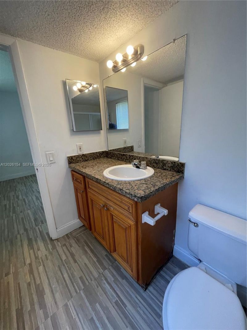 4261 W Mcnab Rd , Unit 15, Pompano Beach, FL 33069 Photo