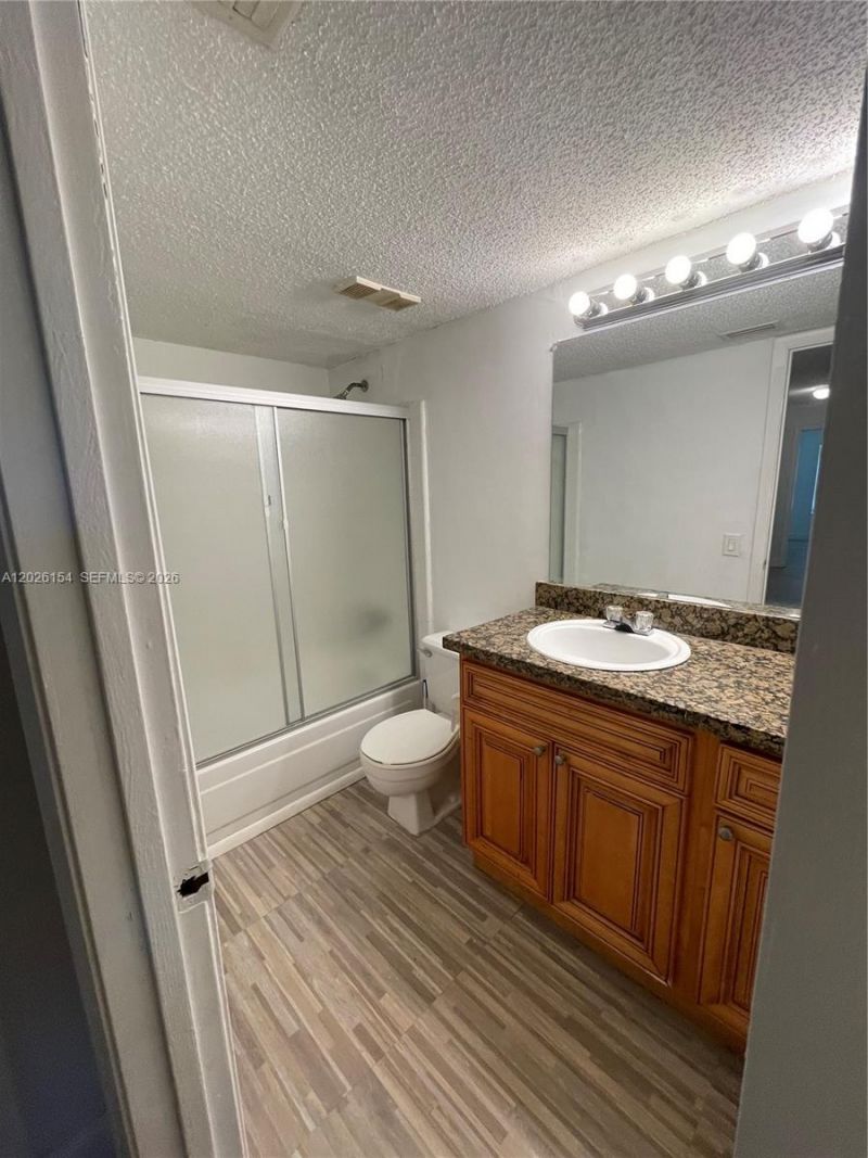 4261 W Mcnab Rd , Unit 15, Pompano Beach, FL 33069 Photo