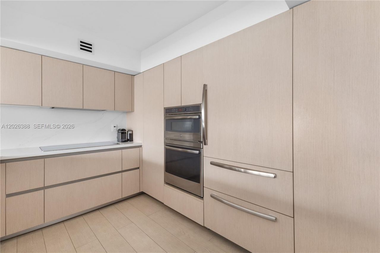 1800 Sunset Harbour , Unit 1612, Miami Beach, FL 33139 Photo