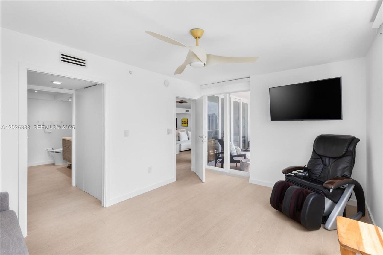 1800 Sunset Harbour , Unit 1612, Miami Beach, FL 33139 Photo