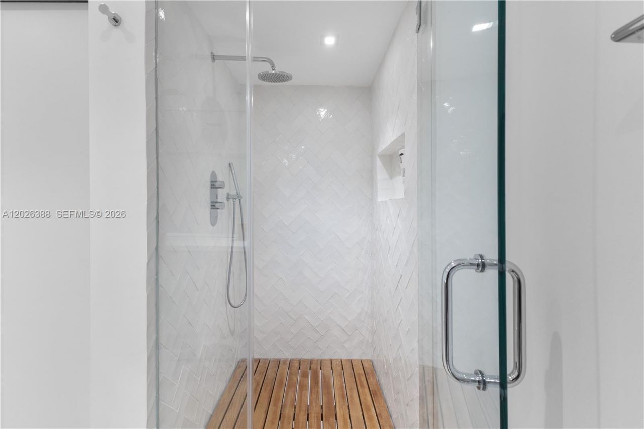 1800 Sunset Harbour , Unit 1612, Miami Beach, FL 33139 Photo