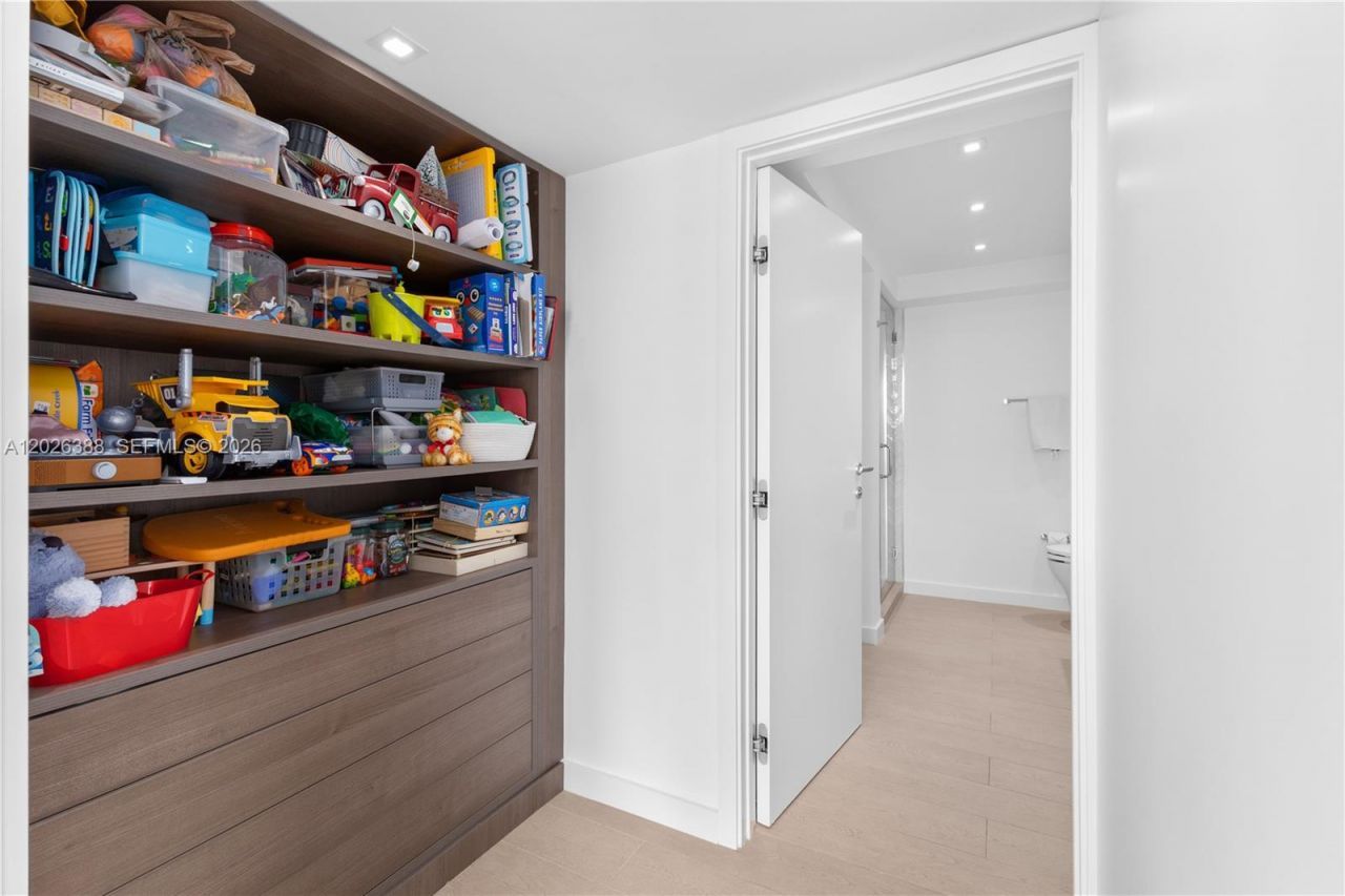 1800 Sunset Harbour , Unit 1612, Miami Beach, FL 33139 Photo