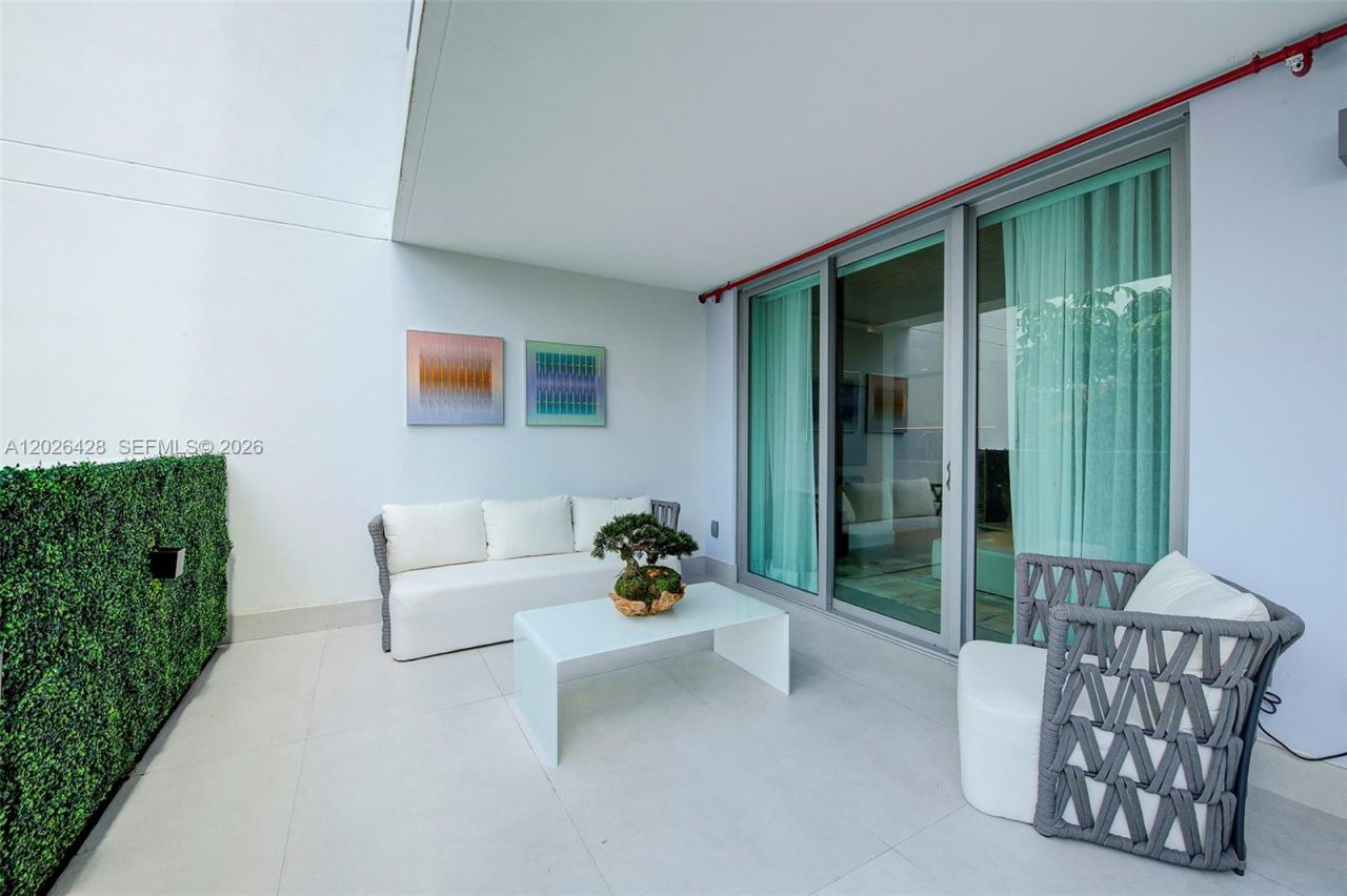 1133 102nd St , Unit 306, Bay Harbor Islands, FL 33154 Photo