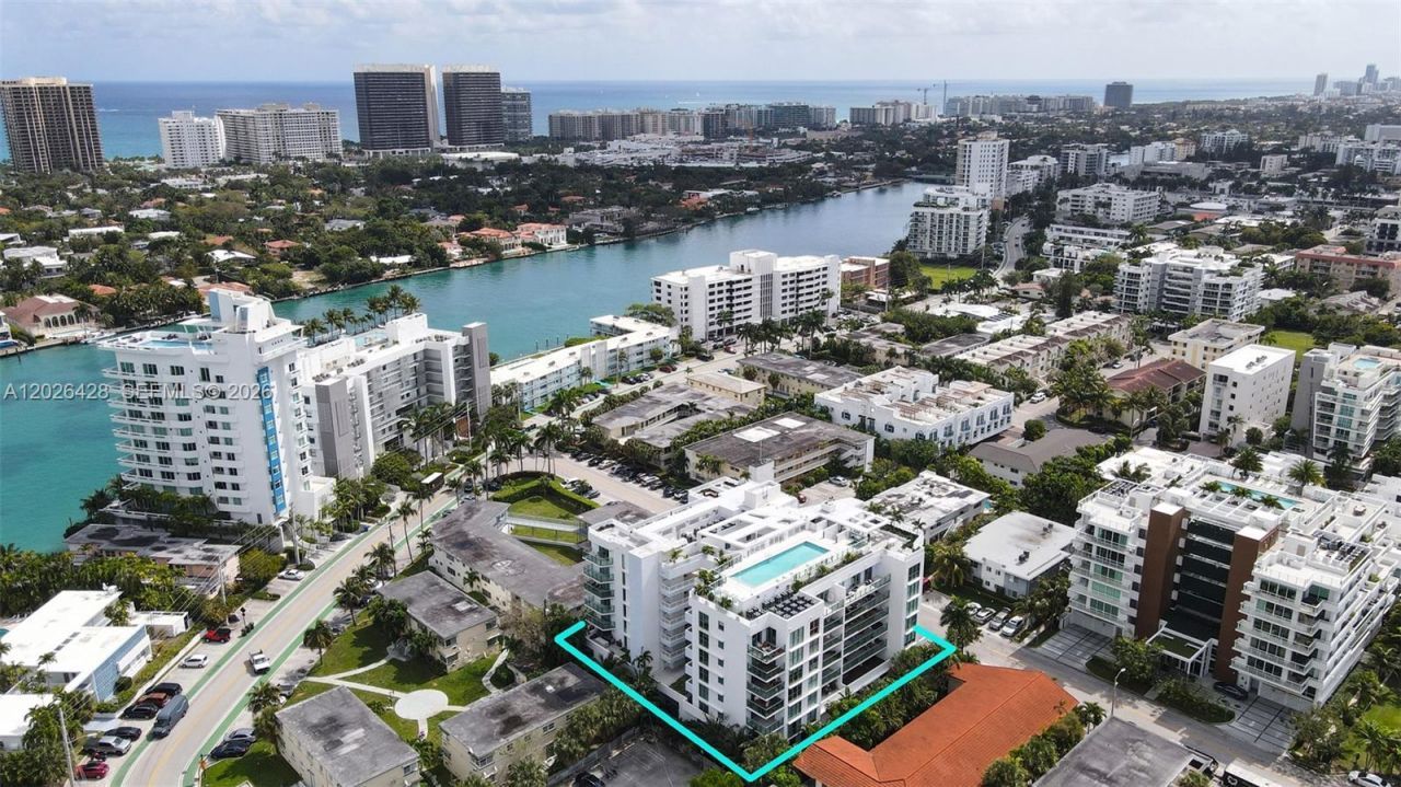 1133 102nd St , Unit 306, Bay Harbor Islands, FL 33154 Photo