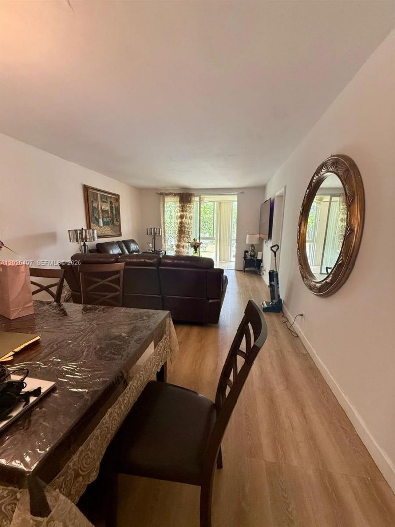 5985 Del Lago Cir , Unit 215, Sunrise, FL 33313 Photo