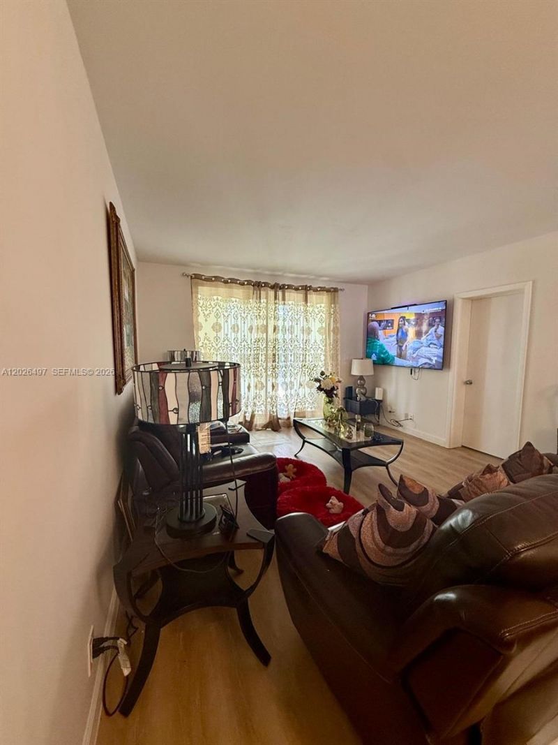 5985 Del Lago Cir , Unit 215, Sunrise, FL 33313 Photo