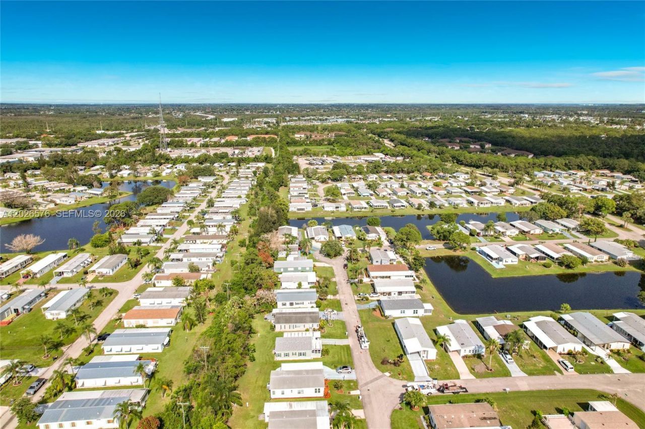 8227 Cinnamon Ln, Port Saint Lucie, FL 34952 Photo