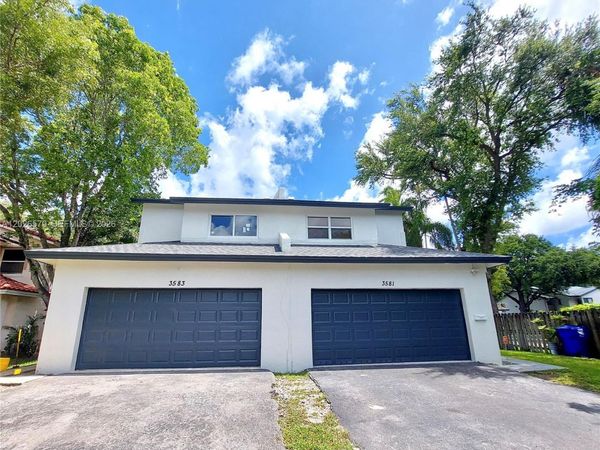 3583 Simms St, Hollywood, FL 33021