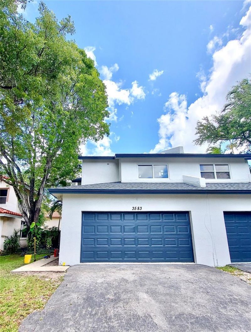 3583 Simms St, Hollywood, FL 33021 Photo