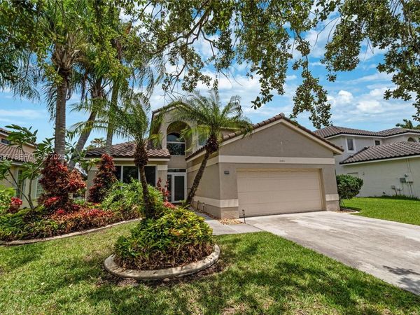 18451 NW 13th St , Pembroke Pines, FL 33029