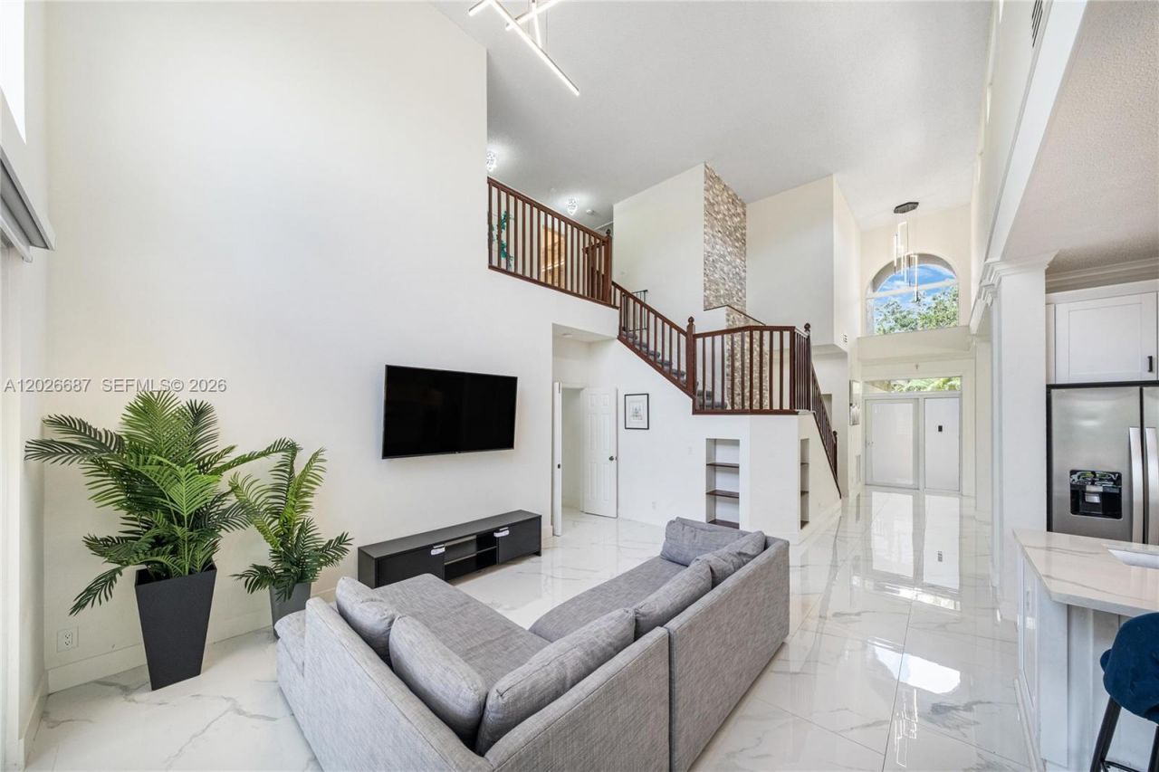 18451 NW 13th St, Pembroke Pines, FL 33029 Photo