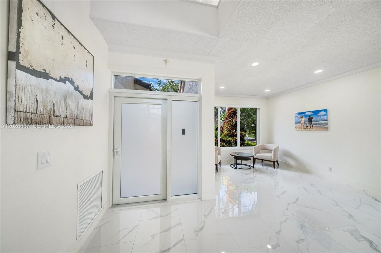 18451 NW 13th St, Pembroke Pines, FL 33029 Photo