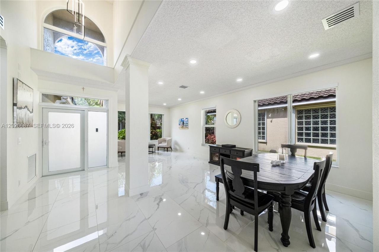 18451 NW 13th St, Pembroke Pines, FL 33029 Photo