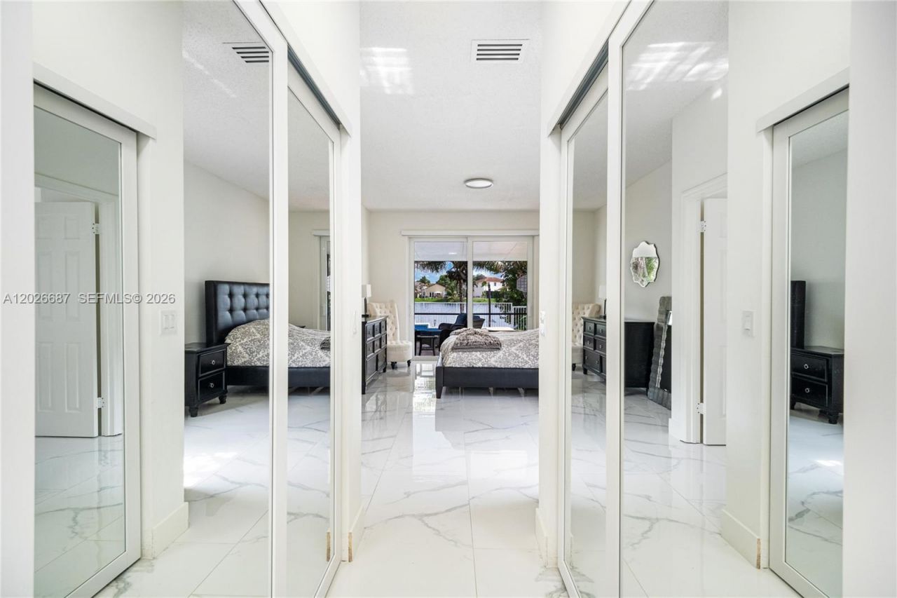 18451 NW 13th St, Pembroke Pines, FL 33029 Photo