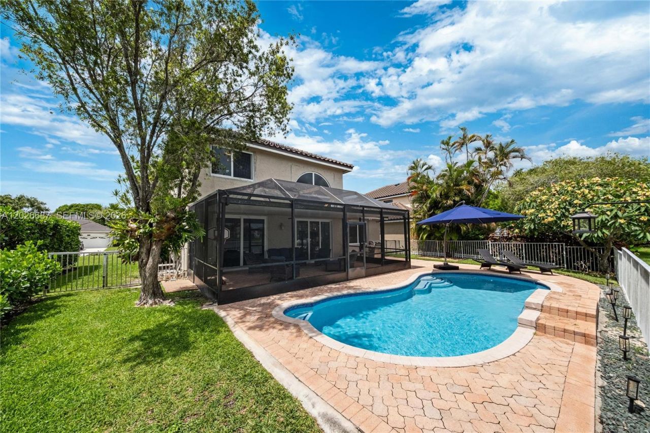 18451 NW 13th St, Pembroke Pines, FL 33029 Photo