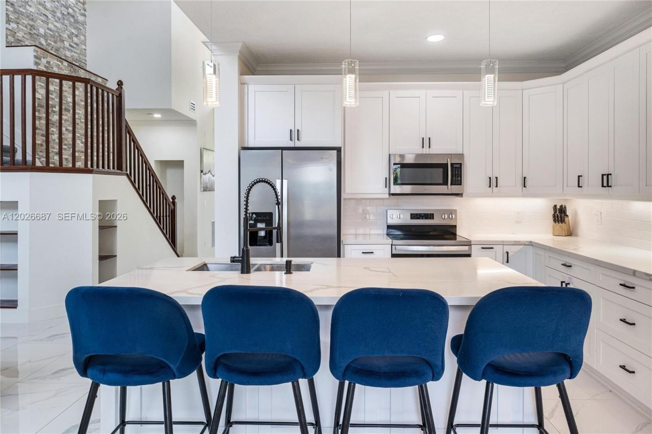 18451 NW 13th St, Pembroke Pines, FL 33029 Photo