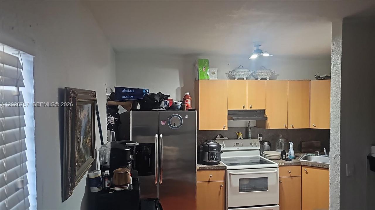 3615 Thomas Ave, Unit 13, Miami, FL 33133 Photo