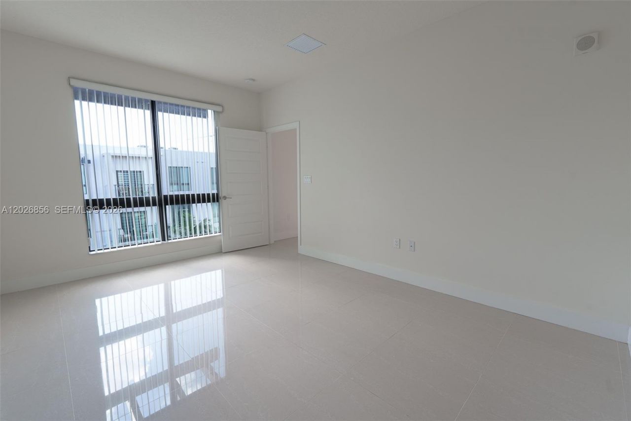 4745 NW 84th Ct , Unit 47, Doral, FL 33166 Photo