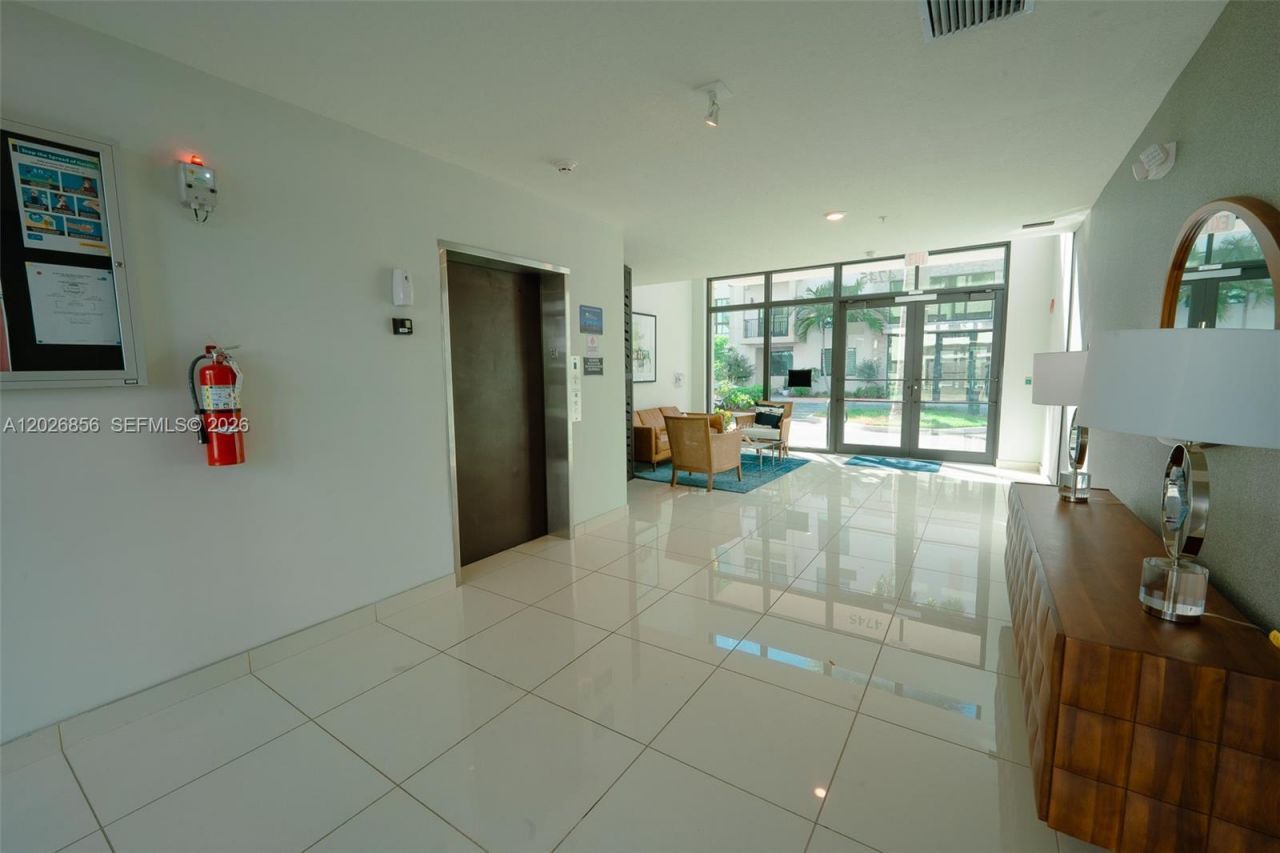 4745 NW 84th Ct , Unit 47, Doral, FL 33166 Photo